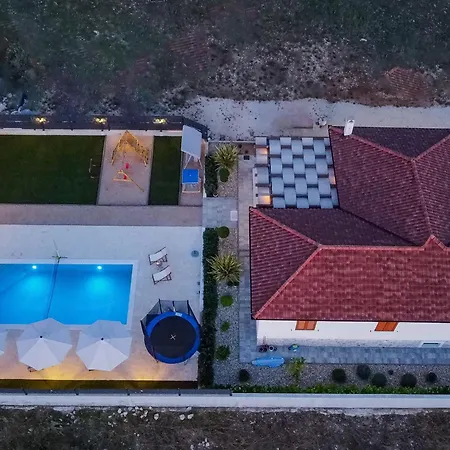 Holiday home Klm By Interhome *