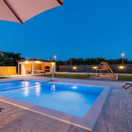Klm By Interhome Lovinac (Zadar)